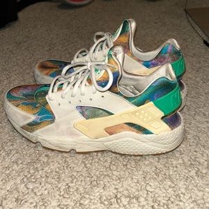 Men’s Nike Air Huarache Run Print Alternate Galaxy Shoes (11.5)